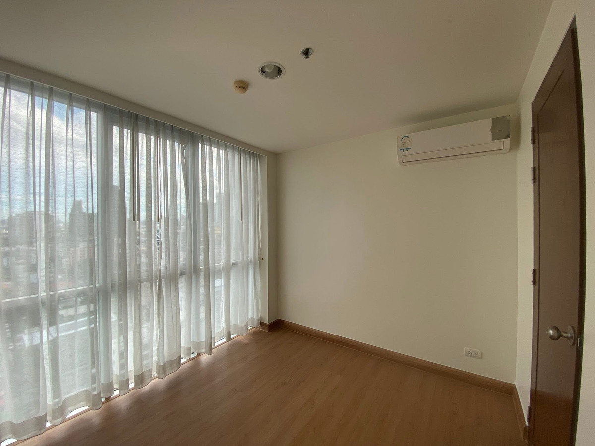For SaleCondoLadprao, Central Ladprao : 🔥Hot Deal🔥 Abstracts phahonyothin 2 bedrooms, best price, newly renovated 2B1B 58 Sqm 5.7 Mb only, beautiful room exactly as described ⚡️If interested, contact to make an appointment to see Putter 0928895628⚡️