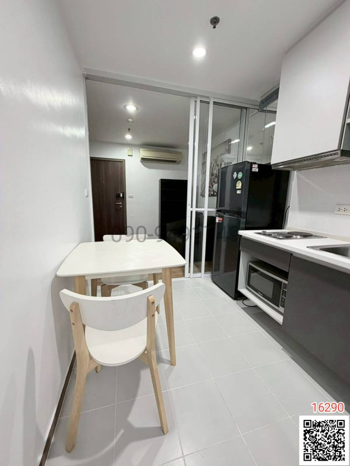 For RentCondoOnnut, Udomsuk : Condo for rent The Base Sukhumvit 77 near BTS On Nut.