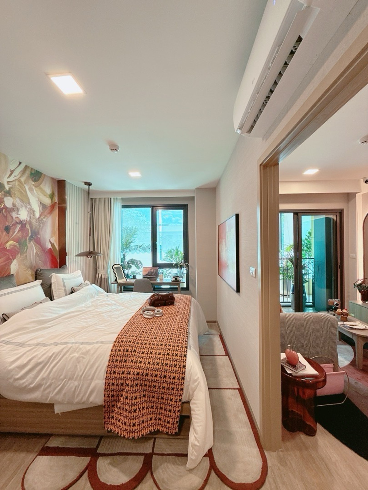 ขายคอนโดรัชดา ห้วยขวาง : 𝐓𝐇𝐄 𝐁𝐀𝐒𝐄 รัชดา 𝟏𝟗 ซื้อตรงโครงการ ห้องใหม่ มือ 𝟏 รอบ 𝐕𝐕𝐈𝐏 ถูกที่สุด ผ่อนสบายๆ 