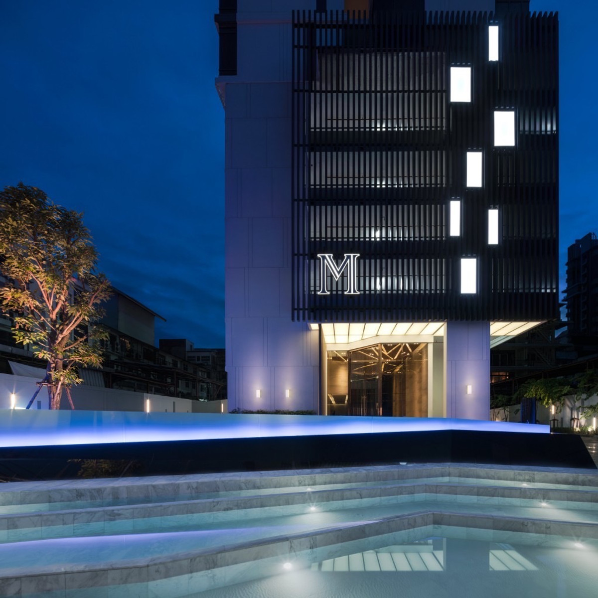 ให้เช่าคอนโดสุขุมวิท อโศก ทองหล่อ : 🐾🏙️ ให้เช่าคอนโด M Thonglor – Pet Friendly 🏙️🐾 💰 ราคาเพียง 21,000 บาท/เดือน คุ้มค่ามากในย่านทองหล่อ