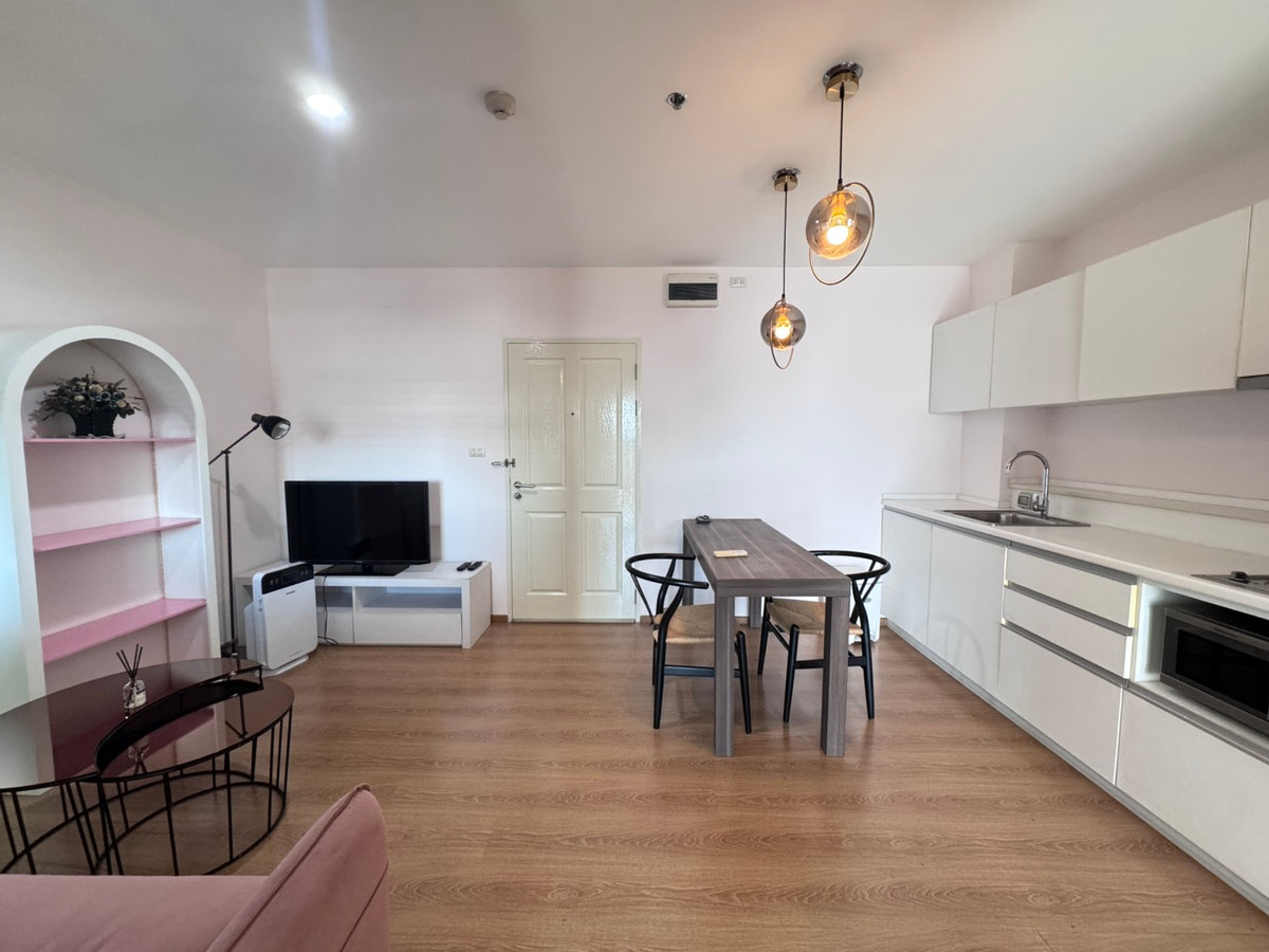 ให้เช่าคอนโดลาดพร้าว เซ็นทรัลลาดพร้าว : Sym Vipha Ladprao คอนโด ห้องสวย ว่างพร้อมให้เช่า ใกล้ออฟฟิศและตลาดและสวนจตุจักร