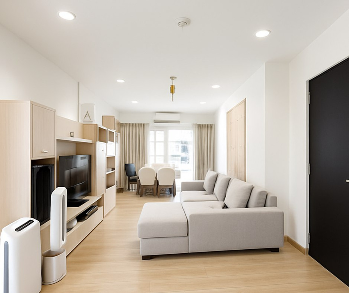 For RentCondoRatchathewi,Phayathai : For rent and sale, Baan Klang Krung, Siam-Pathumwan, 2 bedrooms, 2 bathrooms, size 67 sq m, 12th floor, this room is an unparalleled value. Get wide space, comfortable living, perfect layout, at a price that anyone can own.