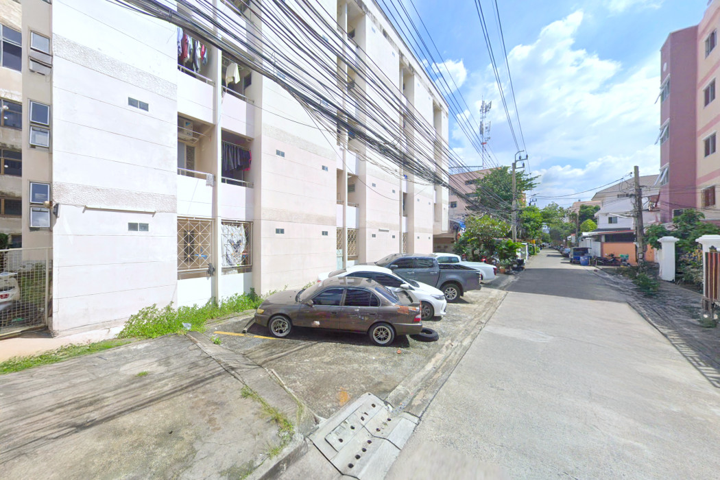 For SaleHotel&Apartment BusinessYothinpattana,CDC : Apartment for sale, Soi Lat Phrao 122, size 188 sq m, 74 rooms, great returns.