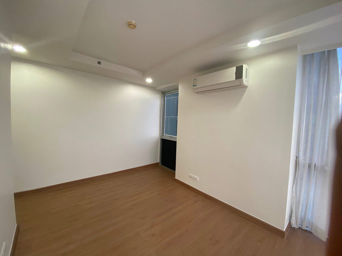 For SaleCondoLadprao, Central Ladprao : 🔥Hot Deal🔥 Abstracts phahonyothin 2 bedrooms, best price, newly renovated 2B1B 58 Sqm 5.7 Mb only, beautiful room exactly as described ⚡️If interested, contact to make an appointment to see Putter 0928895628⚡️