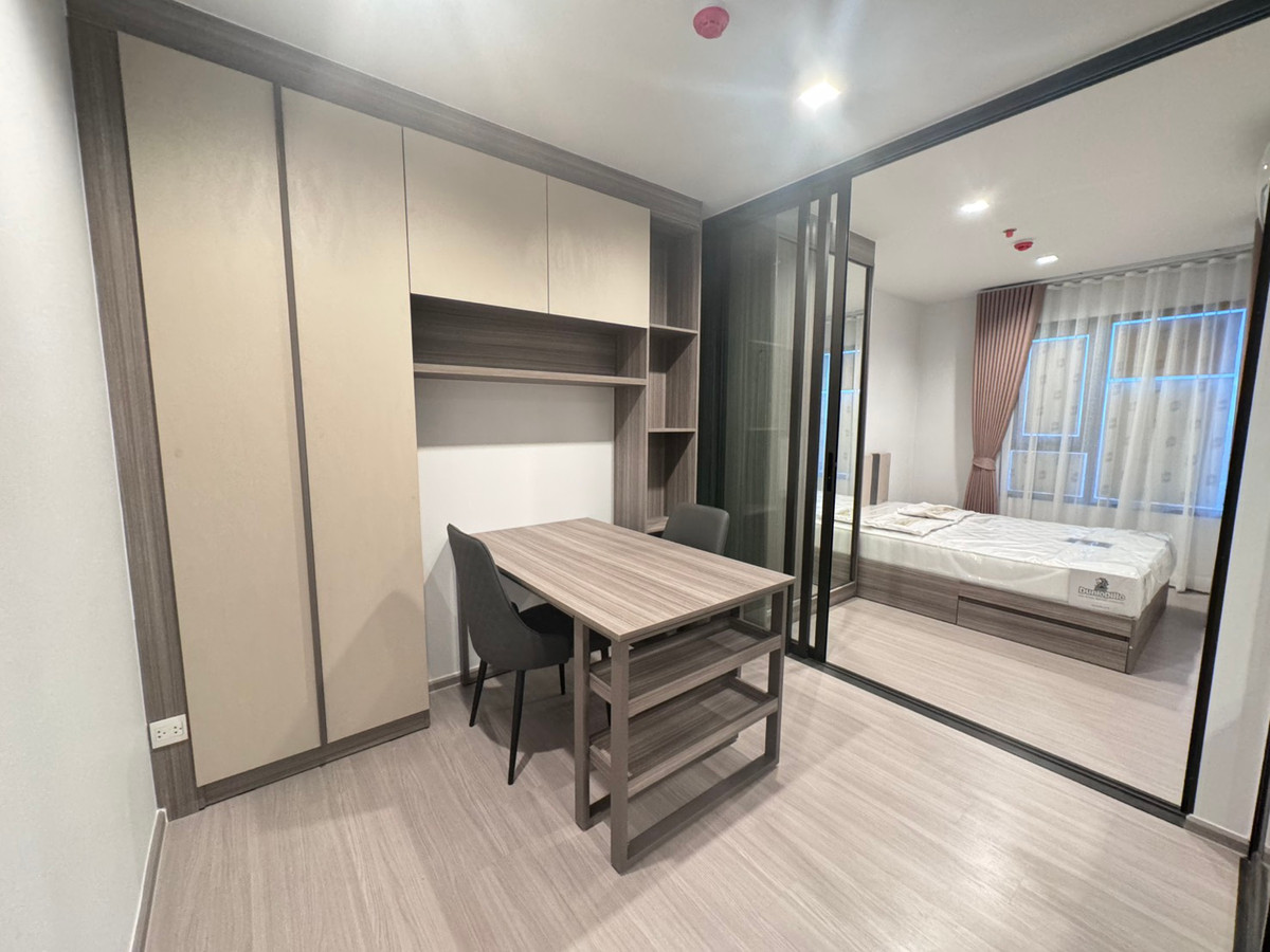 ให้เช่าคอนโดท่าพระ ตลาดพลู วุฒากาศ : Life Sathorn Sierra ห้องใหม่ ว่างพร้อมให้เช่า วิวโล่ง ฝั่งด้านหลัง 1 ห้องนอน+1ห้องทำงาน