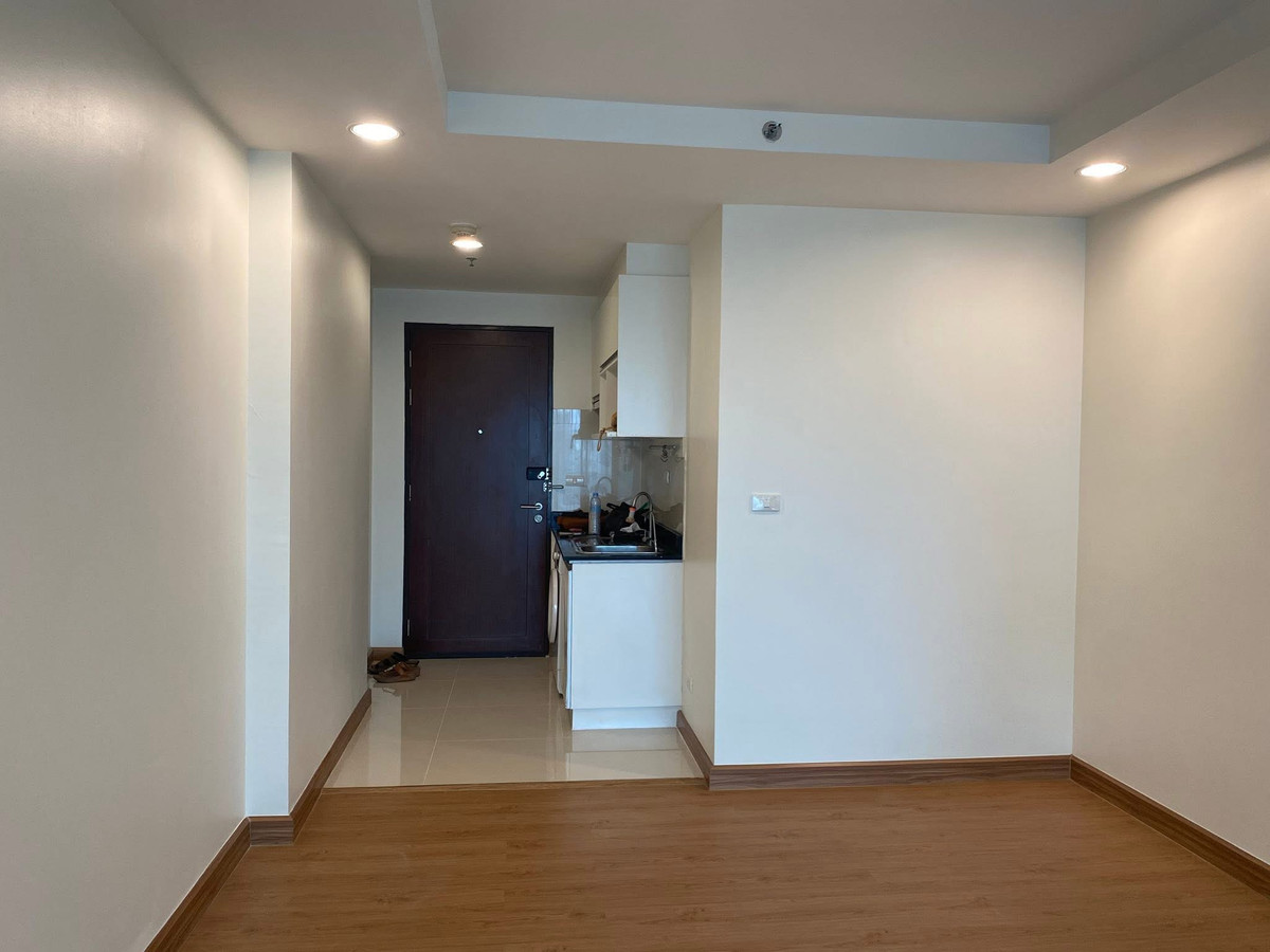For SaleCondoLadprao, Central Ladprao : 🔥Hot Deal🔥 Abstracts phahonyothin 2 bedrooms, best price, newly renovated 2B1B 58 Sqm 5.7 Mb only, beautiful room exactly as described ⚡️If interested, contact to make an appointment to see Putter 0928895628⚡️