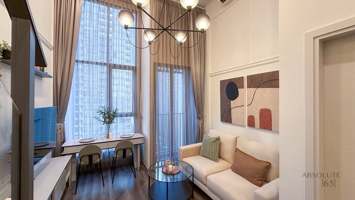 ให้เช่าคอนโดพระราม 9 เพชรบุรีตัดใหม่ RCA : **ว่าง ม.ค. 1 Bedroom Duplex ห้องเพดานสูง แต่งครบ ใกล้ MRT พระราม 9