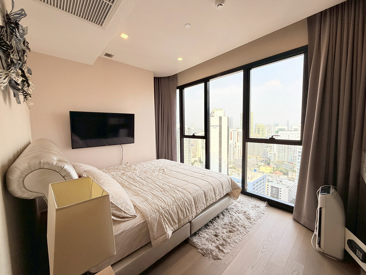 ให้เช่าคอนโดสุขุมวิท อโศก ทองหล่อ : 🌟 ASHTON ASOKE - ห้องกว้างแต่งครบ เรียบหรู ติดรถไฟฟ้าMRTเเละใกล้BTS 