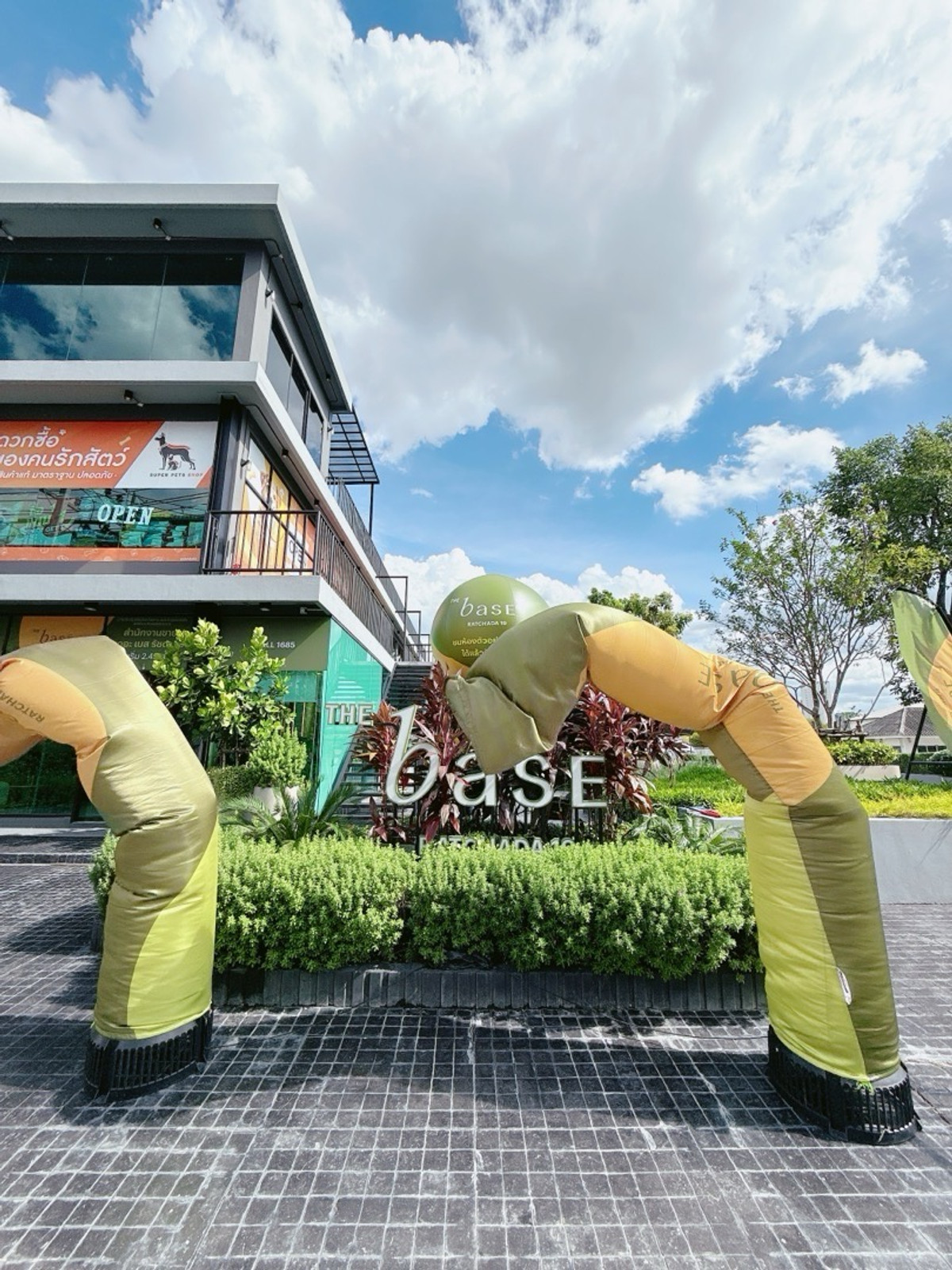 ขายคอนโดรัชดา ห้วยขวาง : 𝐓𝐇𝐄 𝐁𝐀𝐒𝐄 รัชดา 𝟏𝟗 ซื้อตรงโครงการ ห้องใหม่ มือ 𝟏 รอบ 𝐕𝐕𝐈𝐏 ถูกที่สุด ผ่อนสบายๆ 