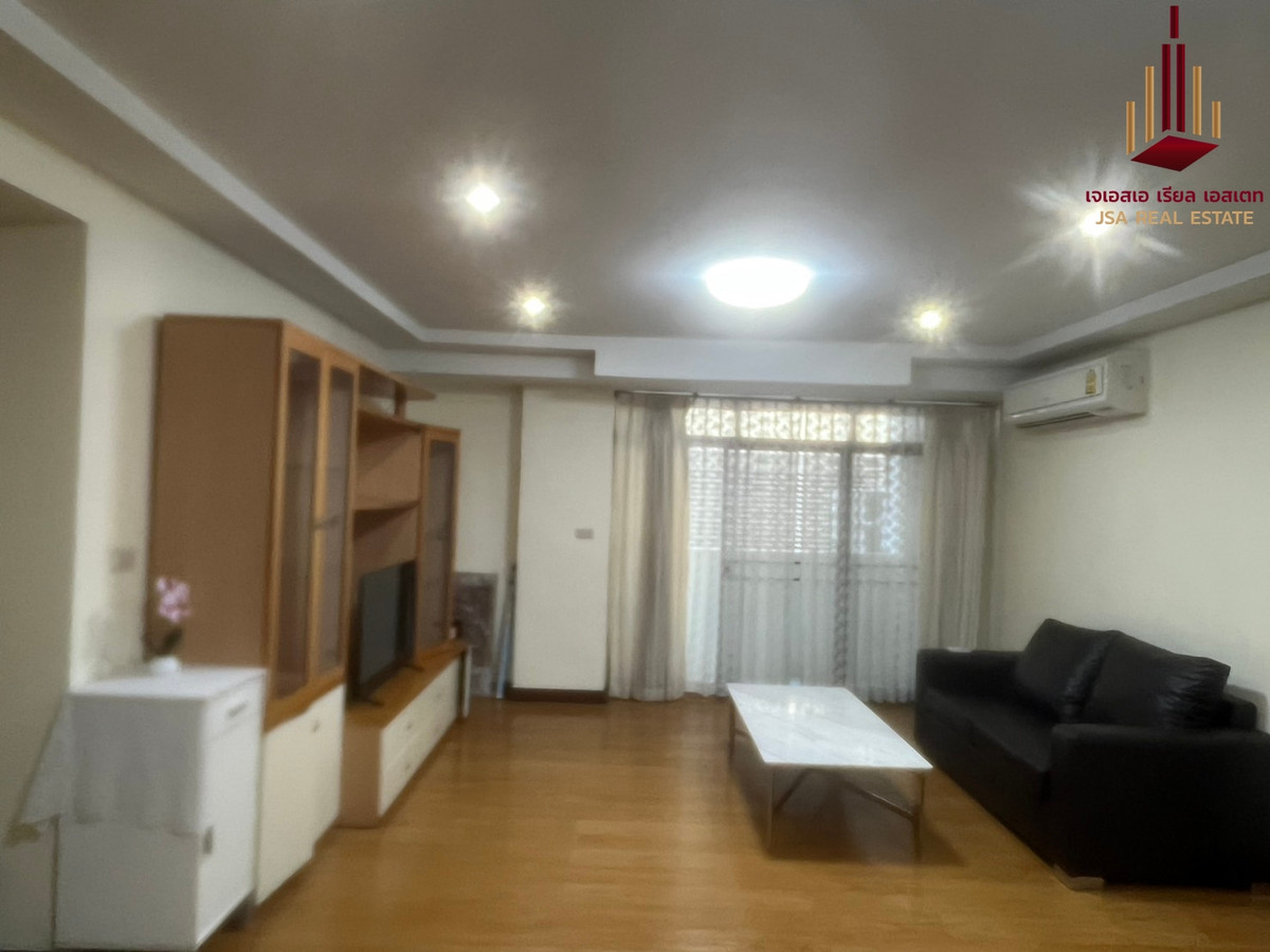 For RentCondoSukhumvit, Asoke, Thonglor : ✨ For Rent: Royal Castle Sukhumvit 39 Condo ✨ 💰 Only 37,000 THB/month