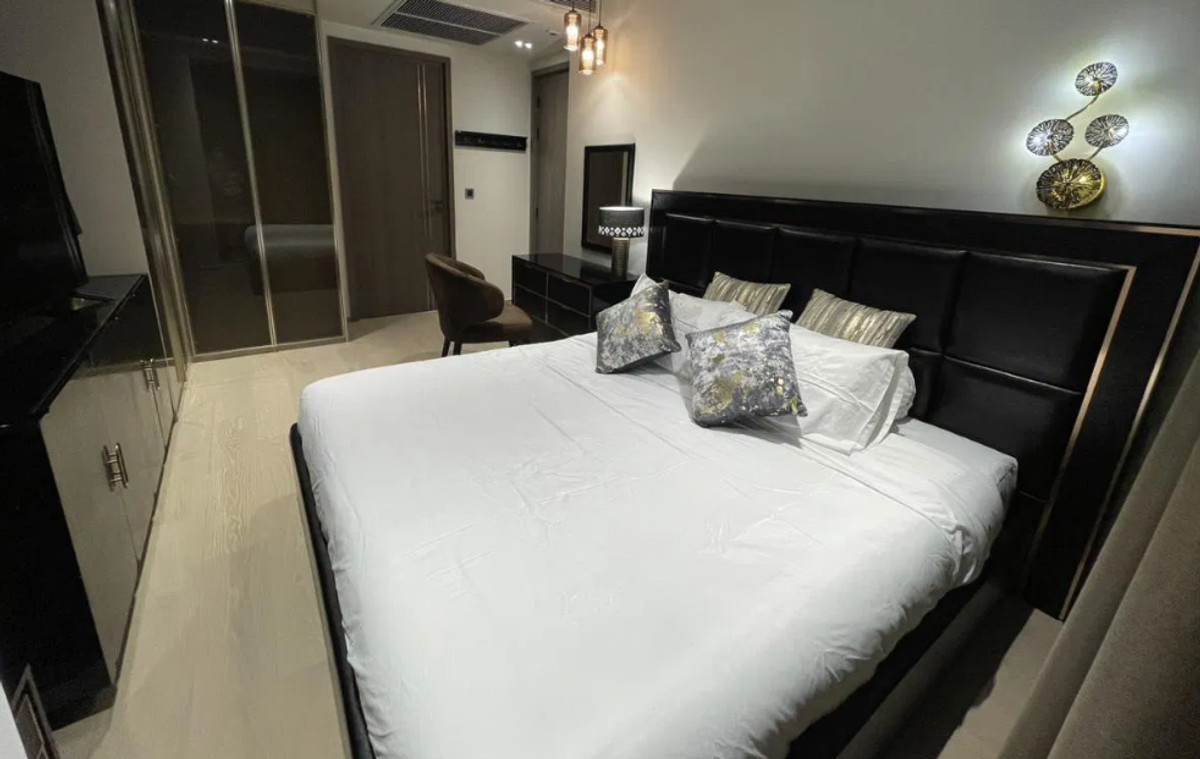 For RentCondoWitthayu, Chidlom, Langsuan, Ploenchit : Tonson One Residence 57 sq.m. Please add LINE ID @806qphgn o8415o5483