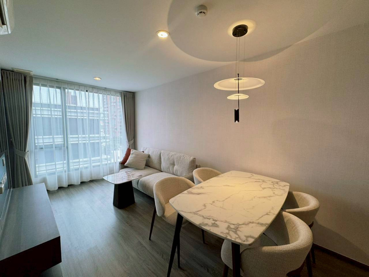 For SaleCondoSukhumvit, Asoke, Thonglor : 🔥Hot Deal, building closing promotion, special price🔥Ideo Mobi Sukhumvit 40 (2 bedrooms, 2 bathrooms, 51 sq m.) only 6.59 MB!! Tel.0922635410 (Earth)