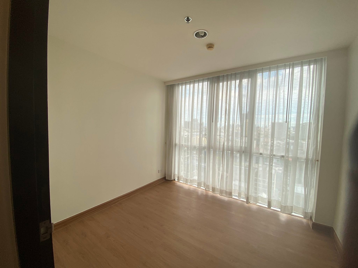 For SaleCondoLadprao, Central Ladprao : 🔥Hot Deal🔥 Abstracts phahonyothin 2 bedrooms, best price, newly renovated 2B1B 58 Sqm 5.7 Mb only, beautiful room exactly as described ⚡️If interested, contact to make an appointment to see Putter 0928895628⚡️