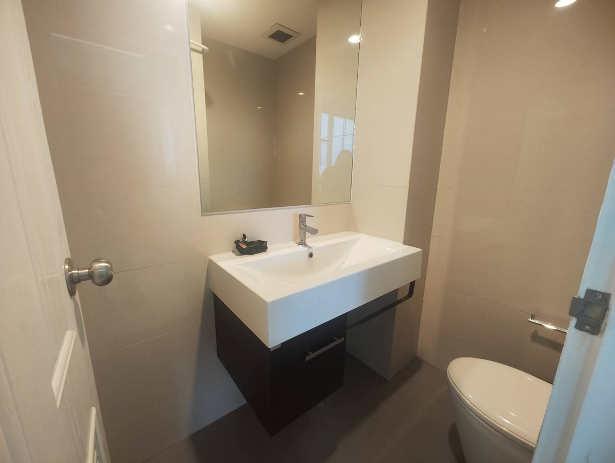 For RentCondoOnnut, Udomsuk : For Rent The Sky Sukhumvit Duplex 19th-20th fl. (RT-01)