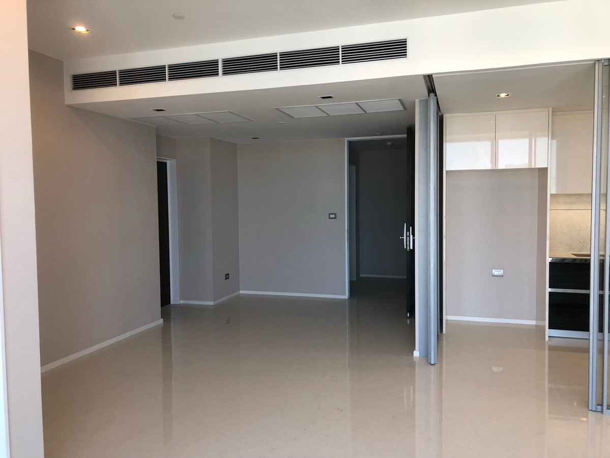 ขายคอนโดสาทร นราธิวาส : The Bangkok Sathorn / 2 Bedrooms (FOR SALE), เดอะ แบงค็อค สาทร / 2 ห้องนอน (ขาย) NONT013