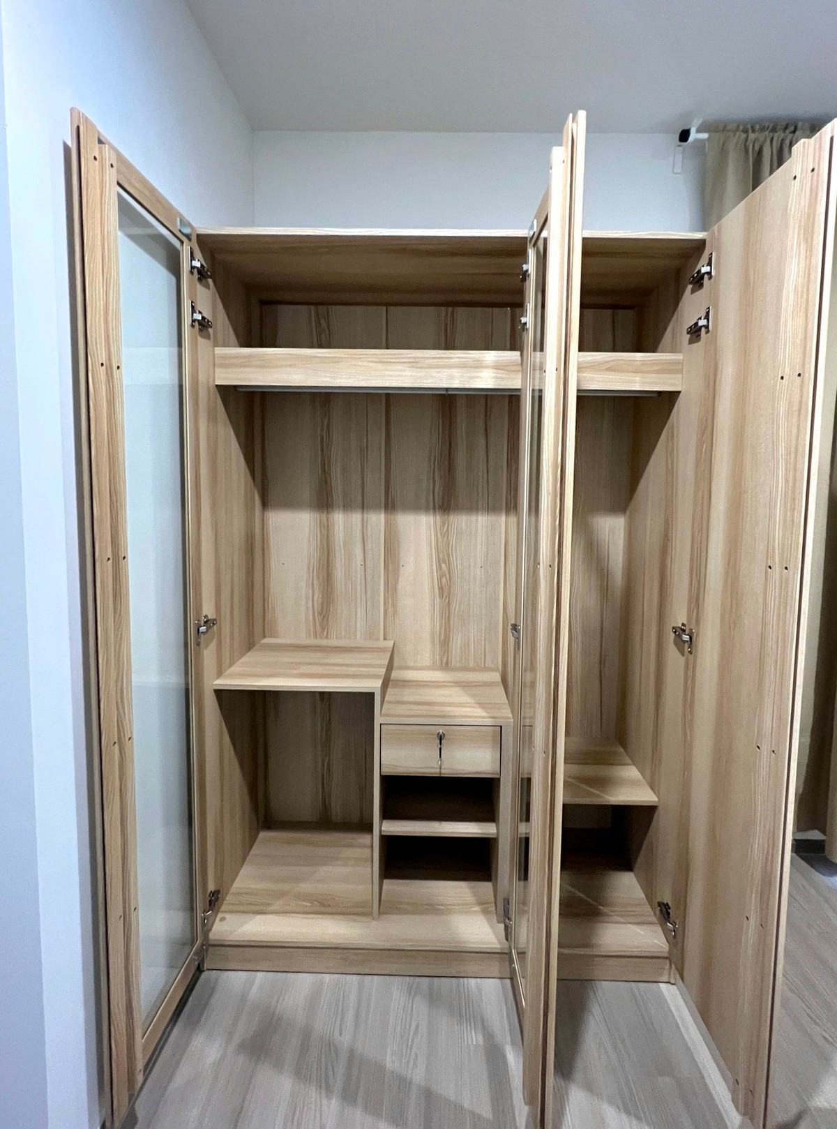 CondoRama9, Petchburi, RCA : For rent/sale The Base Phetchaburi - Thonglor, area 29.87 square meters, 9th floor, ready to move in, opposite Bangkok Hospital, New Phetchaburi Road, Bang Kapi Subdistrict, Huai Khwang District, Bangkok