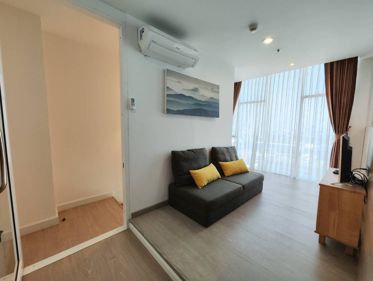 For RentCondoOnnut, Udomsuk : For Rent The Sky Sukhumvit Duplex 19th-20th fl. (RT-01)