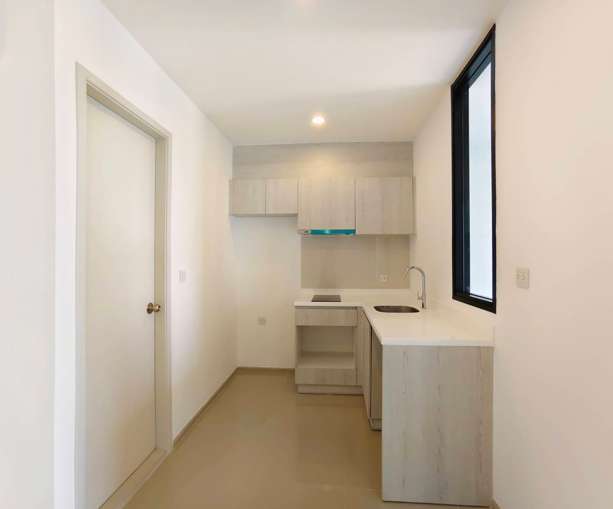 ขายคอนโดพระราม 9 เพชรบุรีตัดใหม่ RCA : Life Asoke ห้องใหม่ ไม่เคยอยู่ ชั้นสูง วิวเมือง ติด ARL มักกะสัน