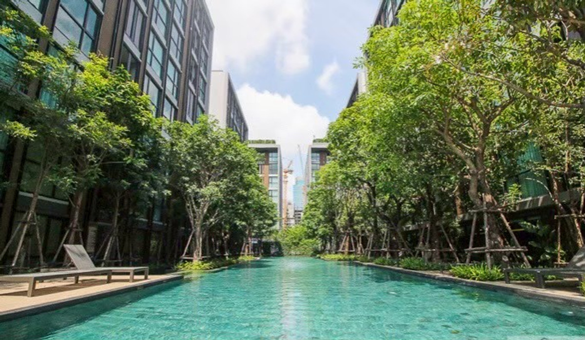 ให้เช่าคอนโดสุขุมวิท อโศก ทองหล่อ : Vtara สุขุมวิท 36 ห้องสวย วิวสระ พร้อมเข้าอยู่ ใกล้ BTS ทองหล่อ