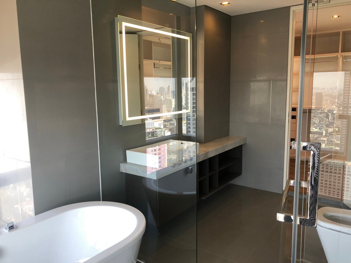 ขายคอนโดสาทร นราธิวาส : The Bangkok Sathorn / 2 Bedrooms (FOR SALE), เดอะ แบงค็อค สาทร / 2 ห้องนอน (ขาย) NONT013