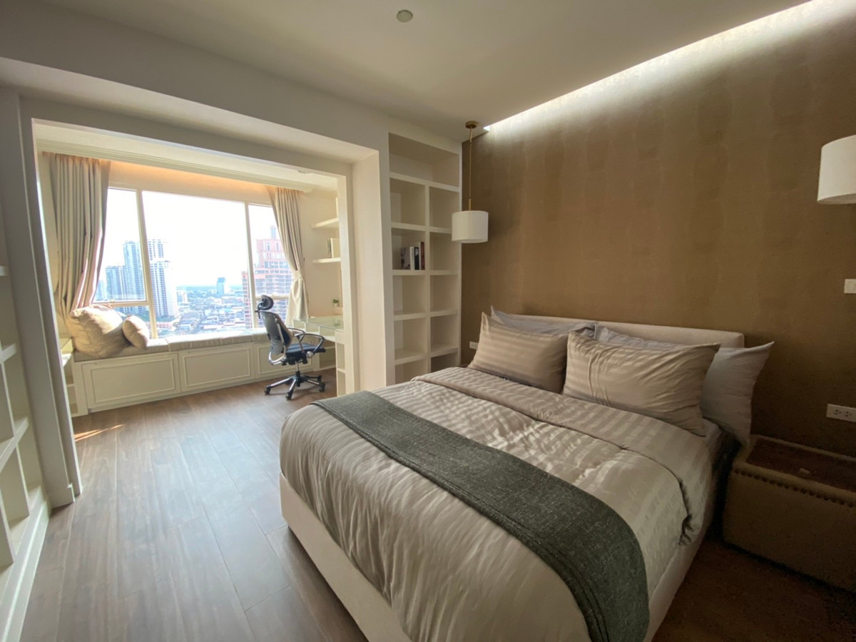 ขายคอนโดสุขุมวิท อโศก ทองหล่อ : คอนโด 4 ห้องนอน ห้องสวย ที่ Wilshire Sukhumvit 22, Contact 062-496-6454