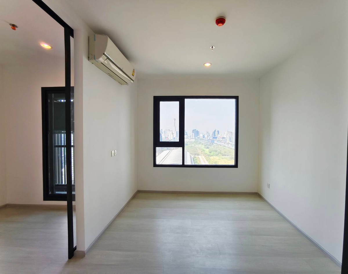 ขายคอนโดพระราม 9 เพชรบุรีตัดใหม่ RCA : Life Asoke ห้องใหม่ ไม่เคยอยู่ ชั้นสูง วิวเมือง ติด ARL มักกะสัน