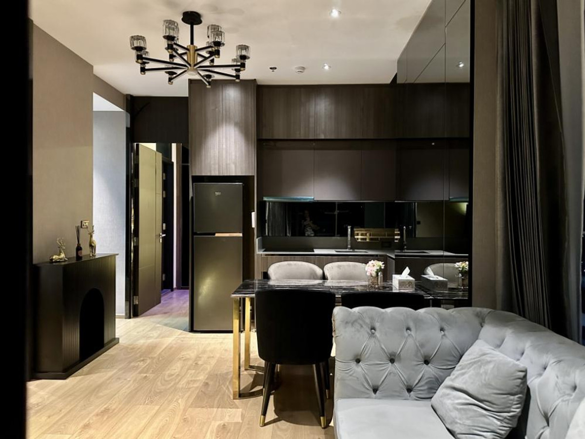 For RentCondoSukhumvit, Asoke, Thonglor : Condo The FINE Bangkok Thonglor–Ekamai, convenient travel, near BTS, there is a shuttle, beautiful room, fully furnished, ready to move in!