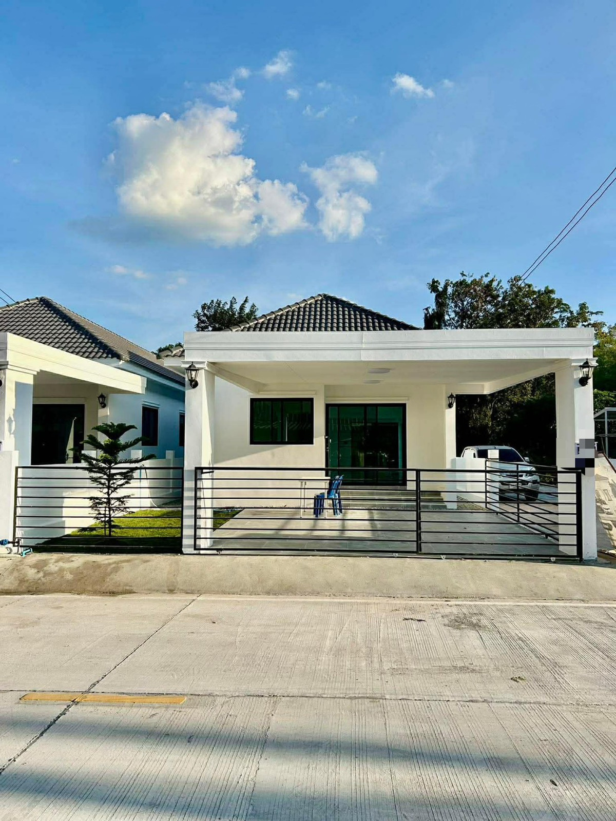 For SaleHousePattaya, Bangsaen, Chonburi : Baan Suan Soi 11 Chonburi City / 3 Bedrooms (FOR SALE) YEAN081