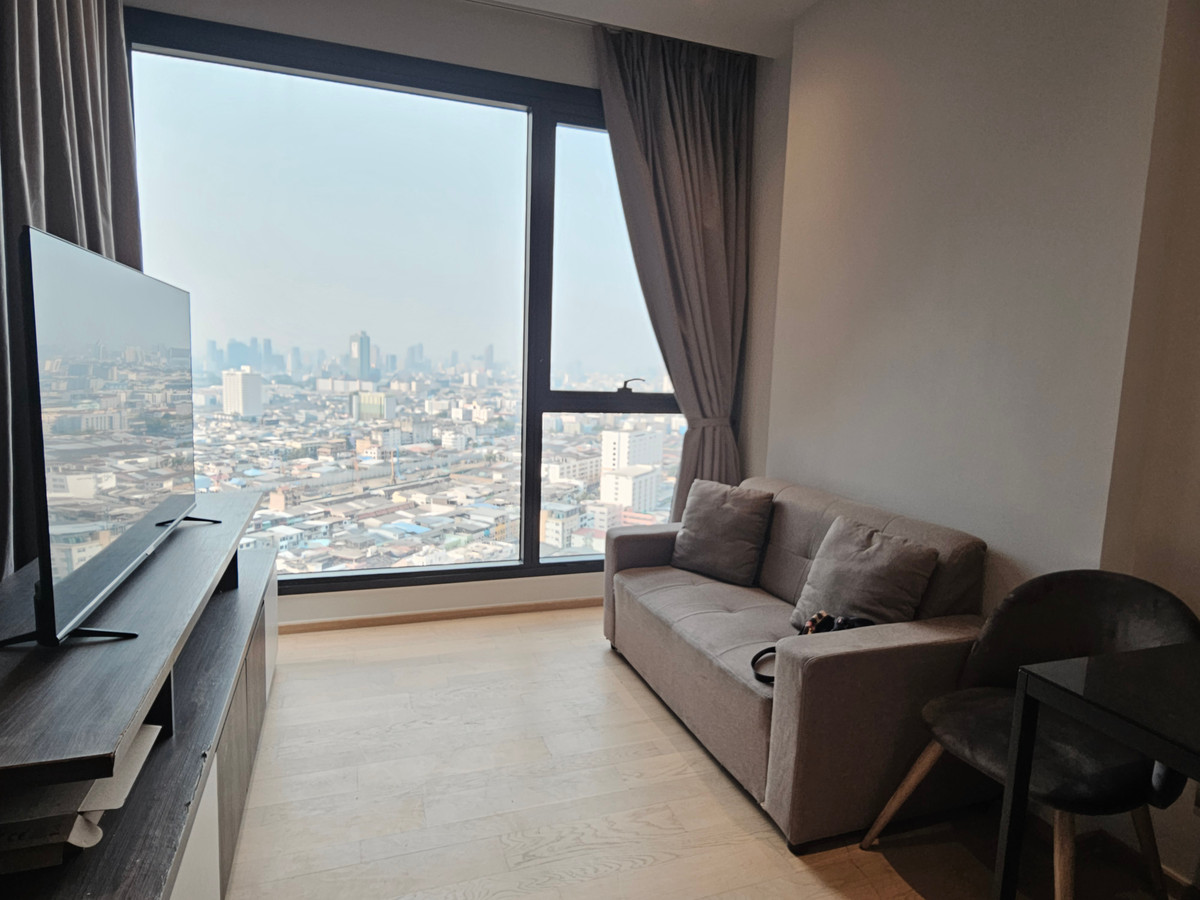 For RentCondoRama9, Petchburi, RCA : Ashton Asoke-Rama 9 Condo for RENT  ** Ashton Asoke - Rama 9  ห้องกว้าง 35 ตรม. 1 นอน 1 น้ำ พร้อมอยู่@ 26,000 บาท โทรด่วน 096-2615656  ห้องกว้าง 35 ตรม. 1 นอน 1 น้ำ เฟอร์ครบ พร้อมอยู่    Location : Rama 9   Selling Price : 26,000 Baht  Condominium near MR