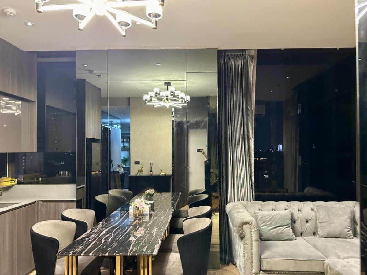 For RentCondoSukhumvit, Asoke, Thonglor : Condo The FINE Bangkok Thonglor–Ekamai, convenient travel, near BTS, there is a shuttle, beautiful room, fully furnished, ready to move in!
