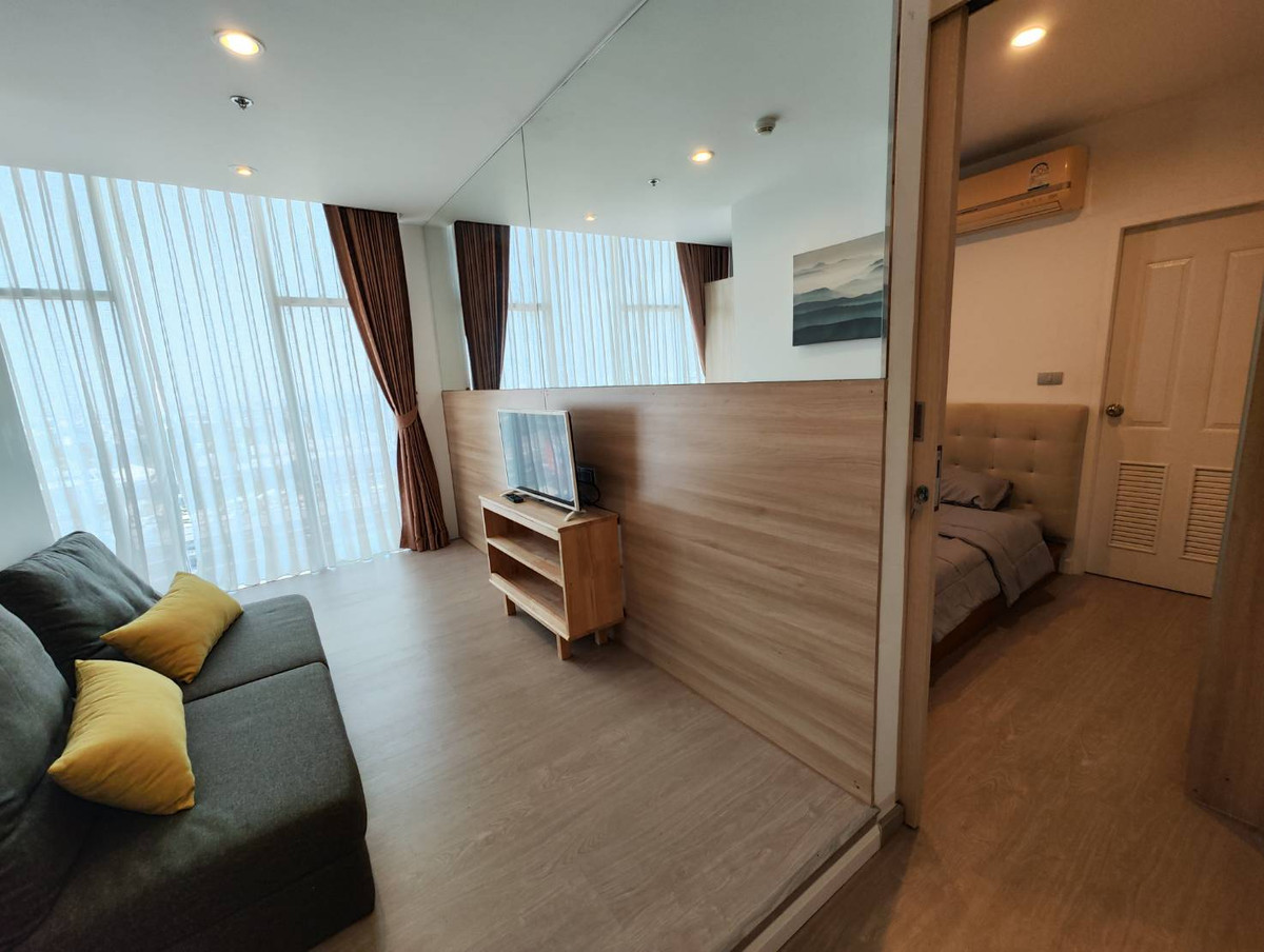For RentCondoOnnut, Udomsuk : For Rent The Sky Sukhumvit Duplex 19th-20th fl. (RT-01)