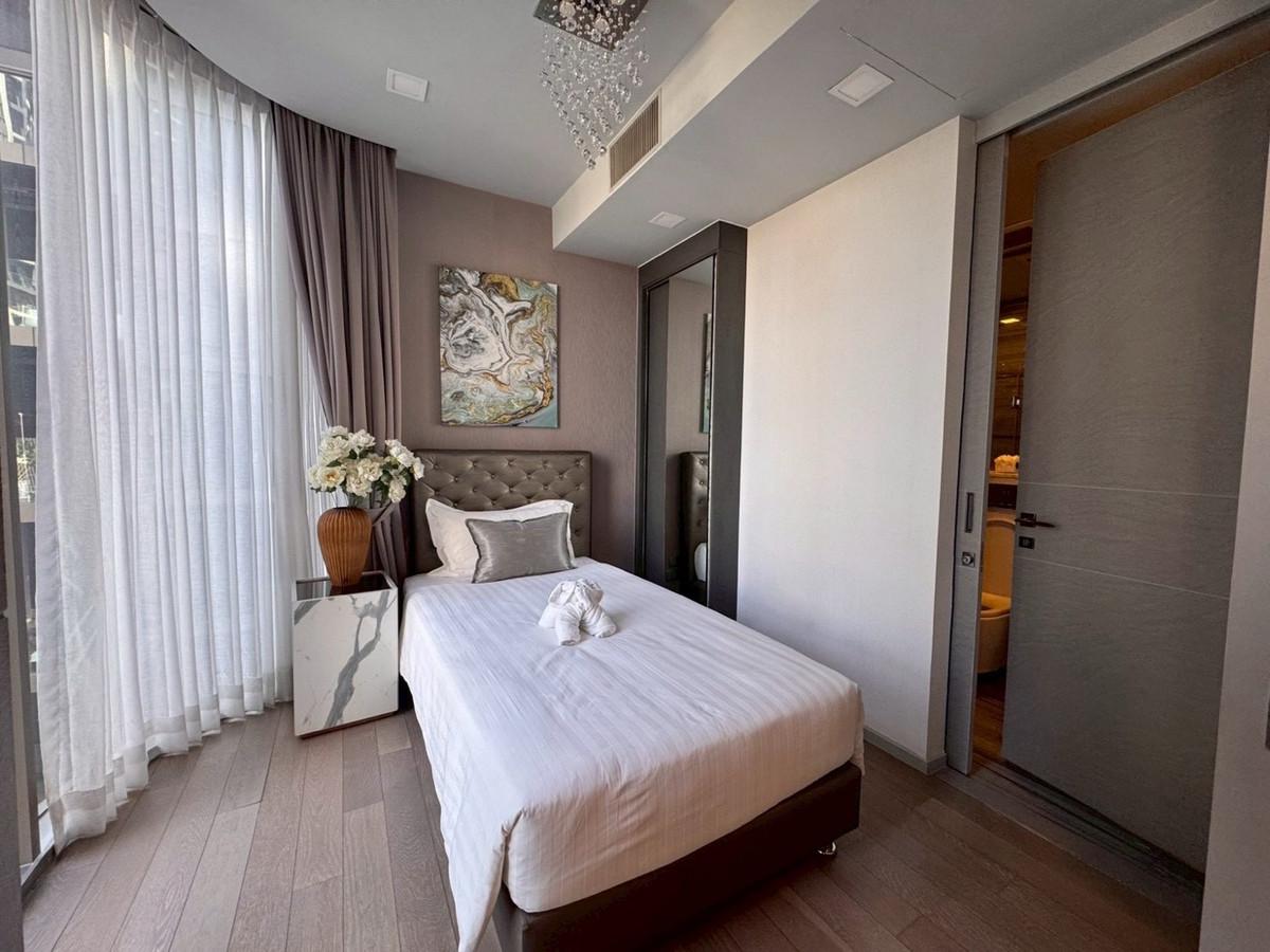 For RentCondoSukhumvit, Asoke, Thonglor : Ashton Residence 41 (Sukhumvit 41)2 Bedrooms | 2 Bathrooms Rental: 85,000 THB/month 🐶🐱 Pet-FriendlyPhat: 064-642-8664Nui: 094-624-2014