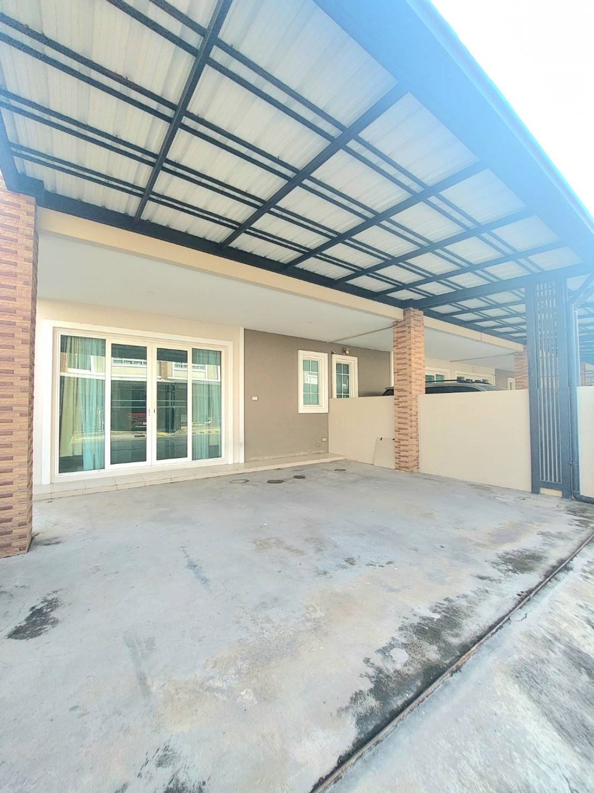 ขายทาวน์โฮมมีนบุรี-ร่มเกล้า : ขายทาวน์เฮ้าส์/ทาวน์โฮม เดอะ แพสเซจ รามอินทรา - คู้บอน บางชัน เขต คลองสามวา กรุงเทพ CX-140882