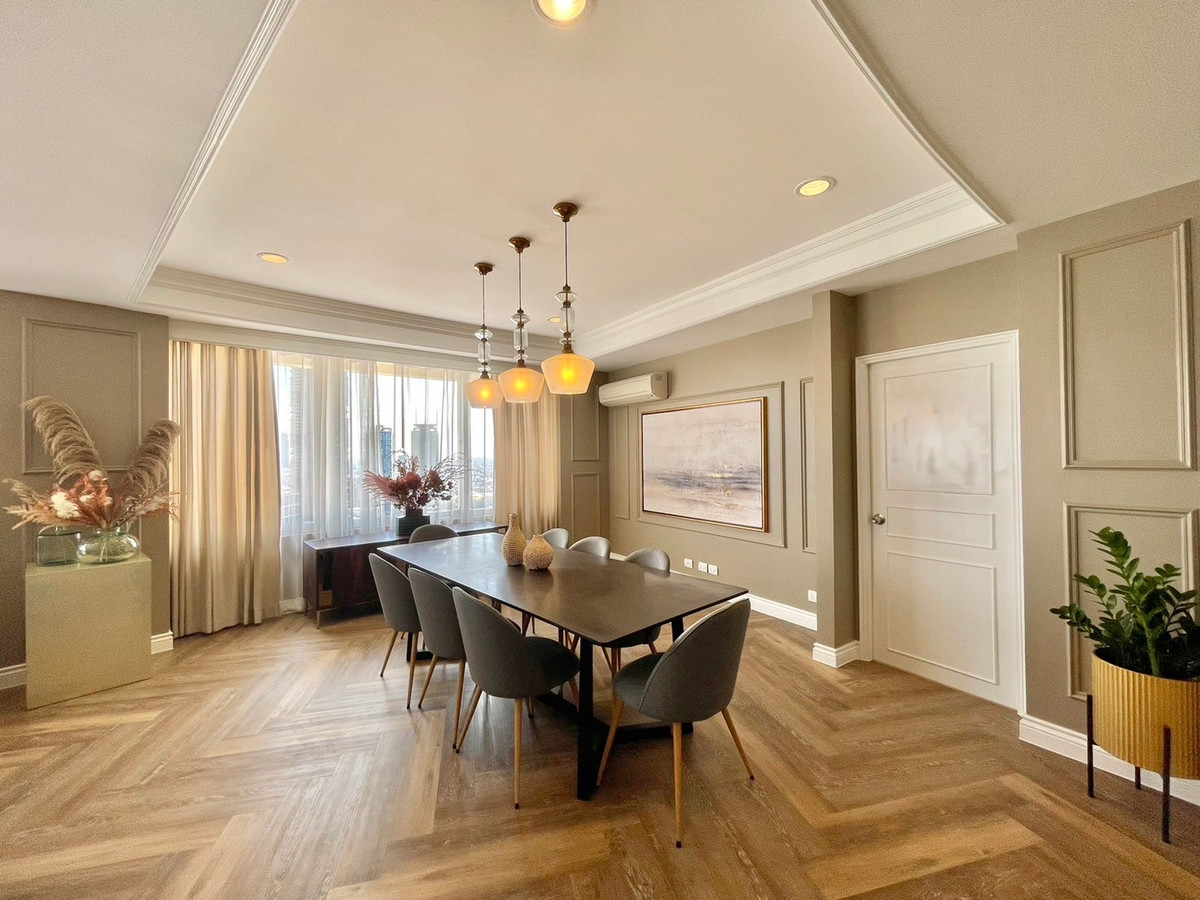 For SaleCondoWongwianyai, Charoennakor : 3 bedrooms, beautiful room at Supakarn Condominium, Contact 062-496-6454