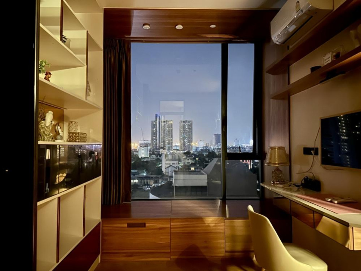 For RentCondoSukhumvit, Asoke, Thonglor : Condo The FINE Bangkok Thonglor–Ekamai, convenient travel, near BTS, there is a shuttle, beautiful room, fully furnished, ready to move in!