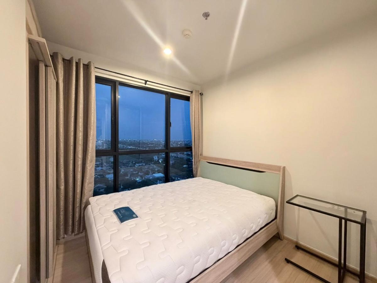 For SaleCondoChaengwatana, Muangthong : 🔥Urgent Sale🔥 The Base Chaengwattana, near Central Chaengwattana. Fully furnished, ready to move in.