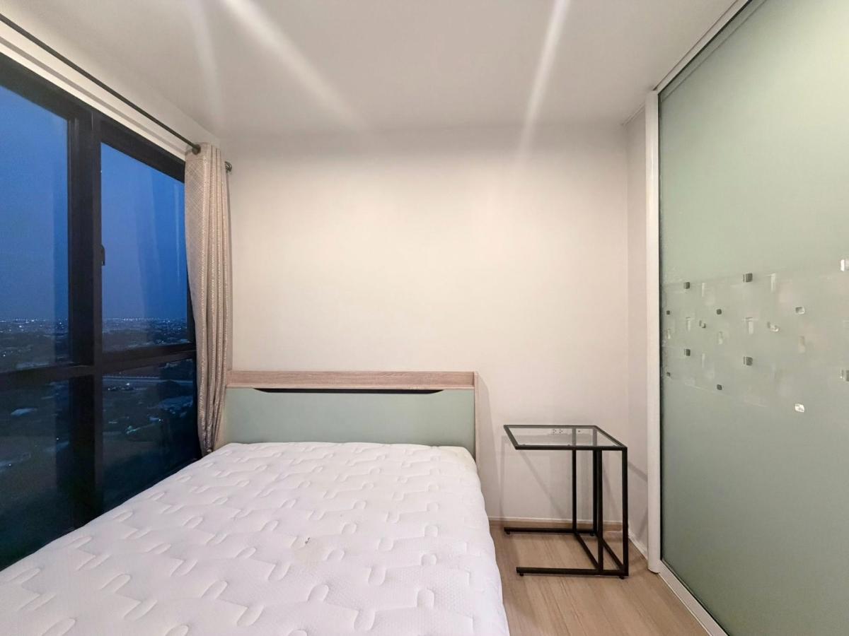 ขายคอนโดแจ้งวัฒนะ เมืองทอง : 🔥ขายด่วน🔥เดอะเบส แจ้งวัฒนะ ใกล้เซ็นทรัลแจ้งวัฒนะ เฟอร์นิเจอร์ครบ พร้อมเข้าอยู่ 