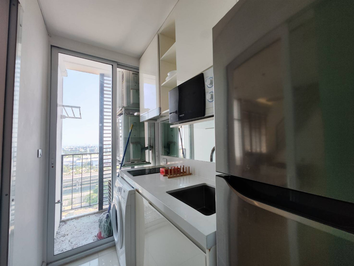 For RentCondoOnnut, Udomsuk : For Rent The Sky Sukhumvit Duplex 19th-20th fl. (RT-01)