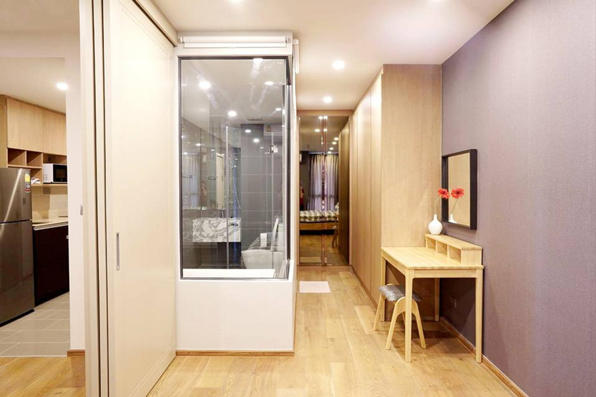 ให้เช่าคอนโดราชเทวี พญาไท : ให้เช่า Q Chidlom ราคา 28,000 บาท [JZr260105]