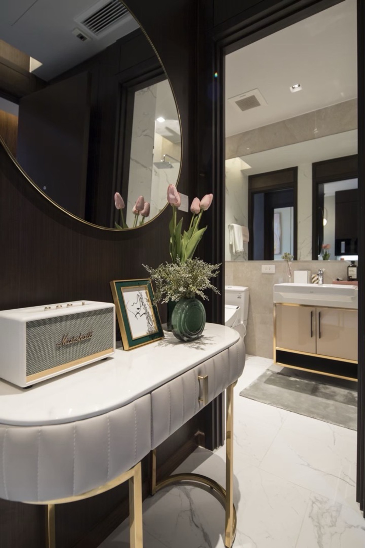 ขายคอนโดสุขุมวิท อโศก ทองหล่อ : Cloud Residences 23 — ลักชัวรีคอนโดกลางสุขุมวิท 1 Bed  | 29–30 ตร.ม. | เริ่มต้น 5.3 ลบ. contact 0646428664 (Phat)contact 0946242014 (Nui)