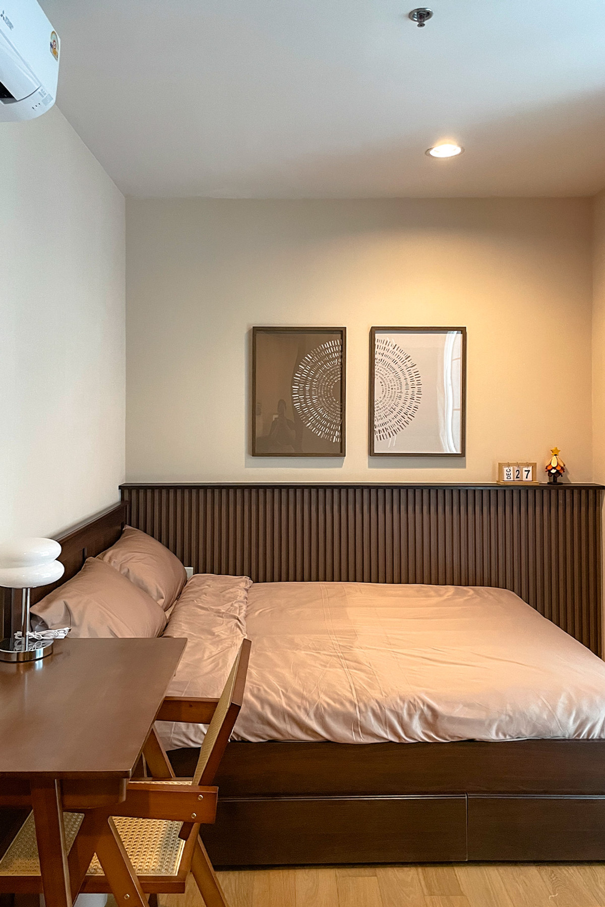 For RentCondoSukhumvit, Asoke, Thonglor : Condo Villa Sikhara, convenient travel, close to BTS, there is a shuttle, beautiful room, fully furnished, ready to move in!!