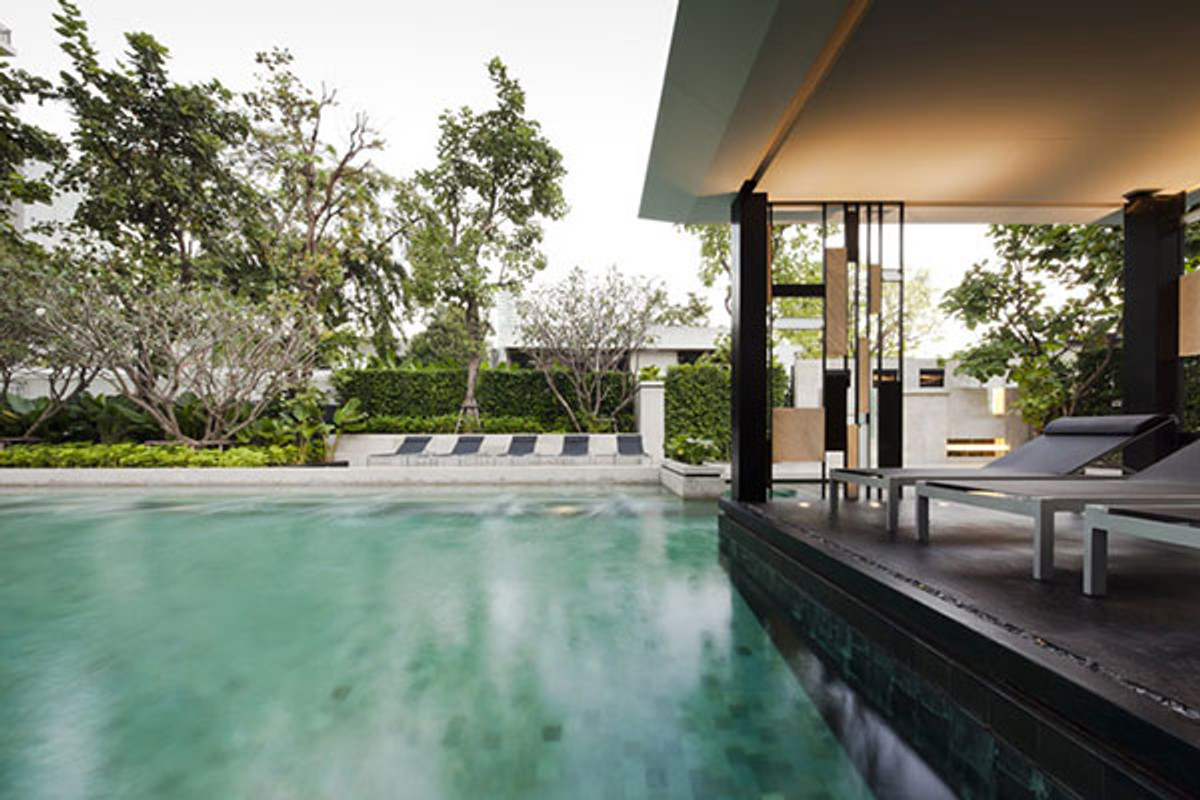 For SaleCondoSukhumvit, Asoke, Thonglor : Quattro by Sansiri / Corner unit open view best price inmarket near BTS Thonglor / 2 bed 82 sq.m.Tel. 0937890899