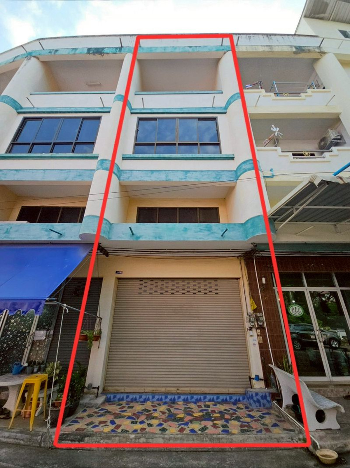 For SaleShop HouseSriracha Laem Chabang Ban Bueng : Commercial Building Sriracha Land 1 / 3 Bedrooms (FOR SALE) YEAN084