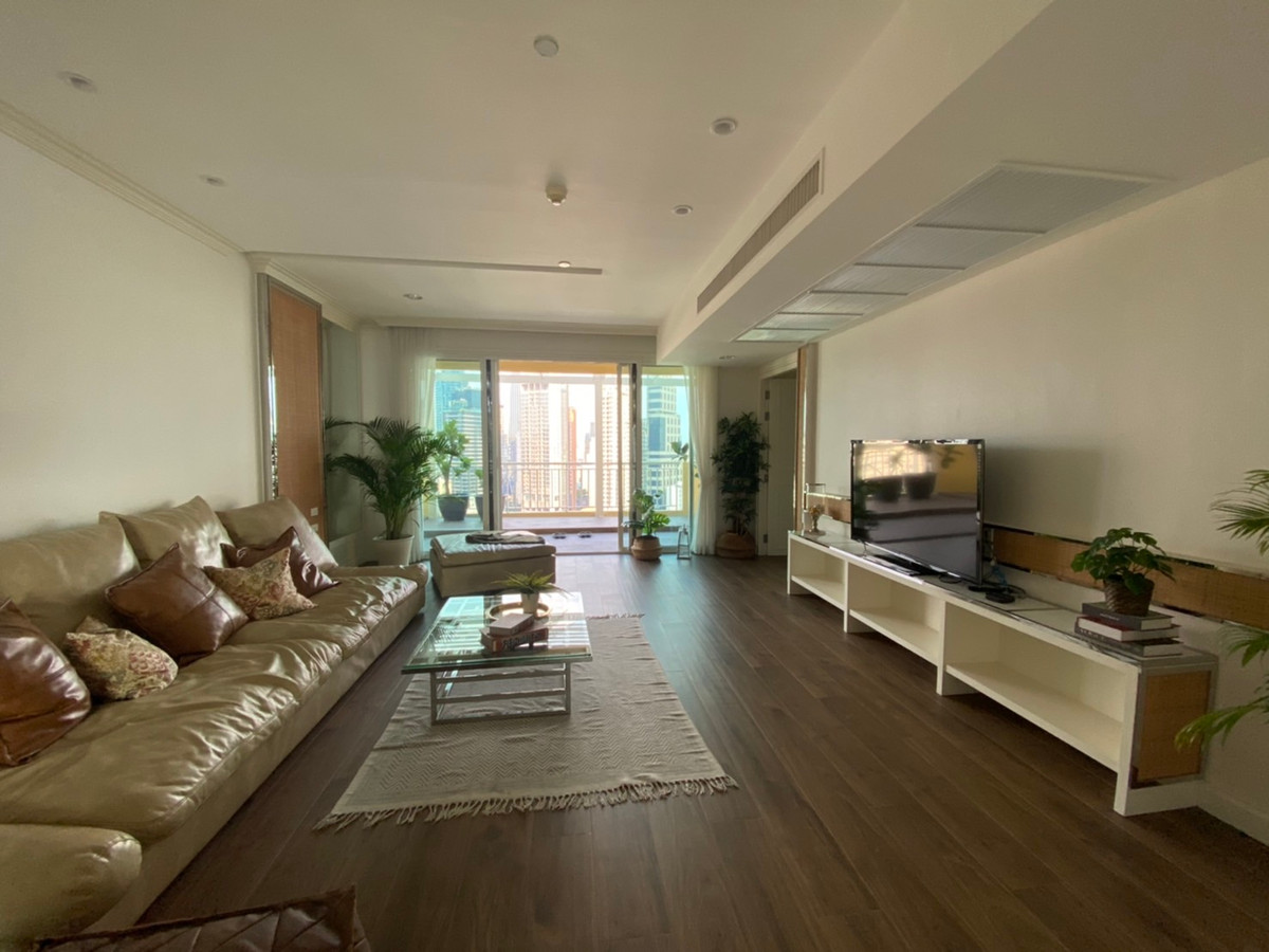 ขายคอนโดสุขุมวิท อโศก ทองหล่อ : คอนโด 4 ห้องนอน ห้องสวย ที่ Wilshire Sukhumvit 22, Contact 062-496-6454