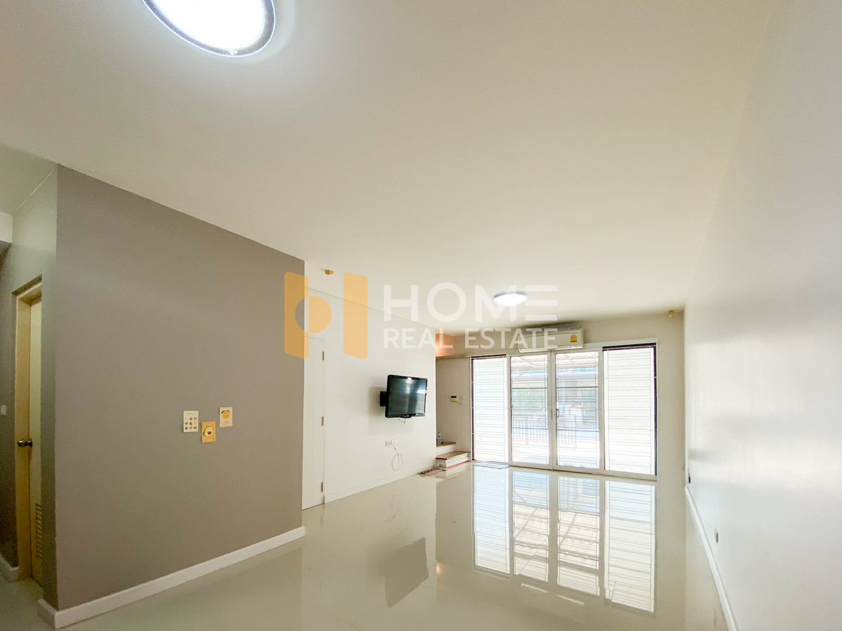 ขายทาวน์โฮมพระราม 2 บางขุนเทียน : 4 ห้องนอน สภาพใหม่กริ๊บ  🏡✨ ทาวน์ อเวนิว โคโคส พระราม 2 ซอย 50 / 3 ห้องนอน (ขาย), Town Avenue Cocos Rama 2 Soi 50 / 3 Bedrooms (FOR SALE) BALL235