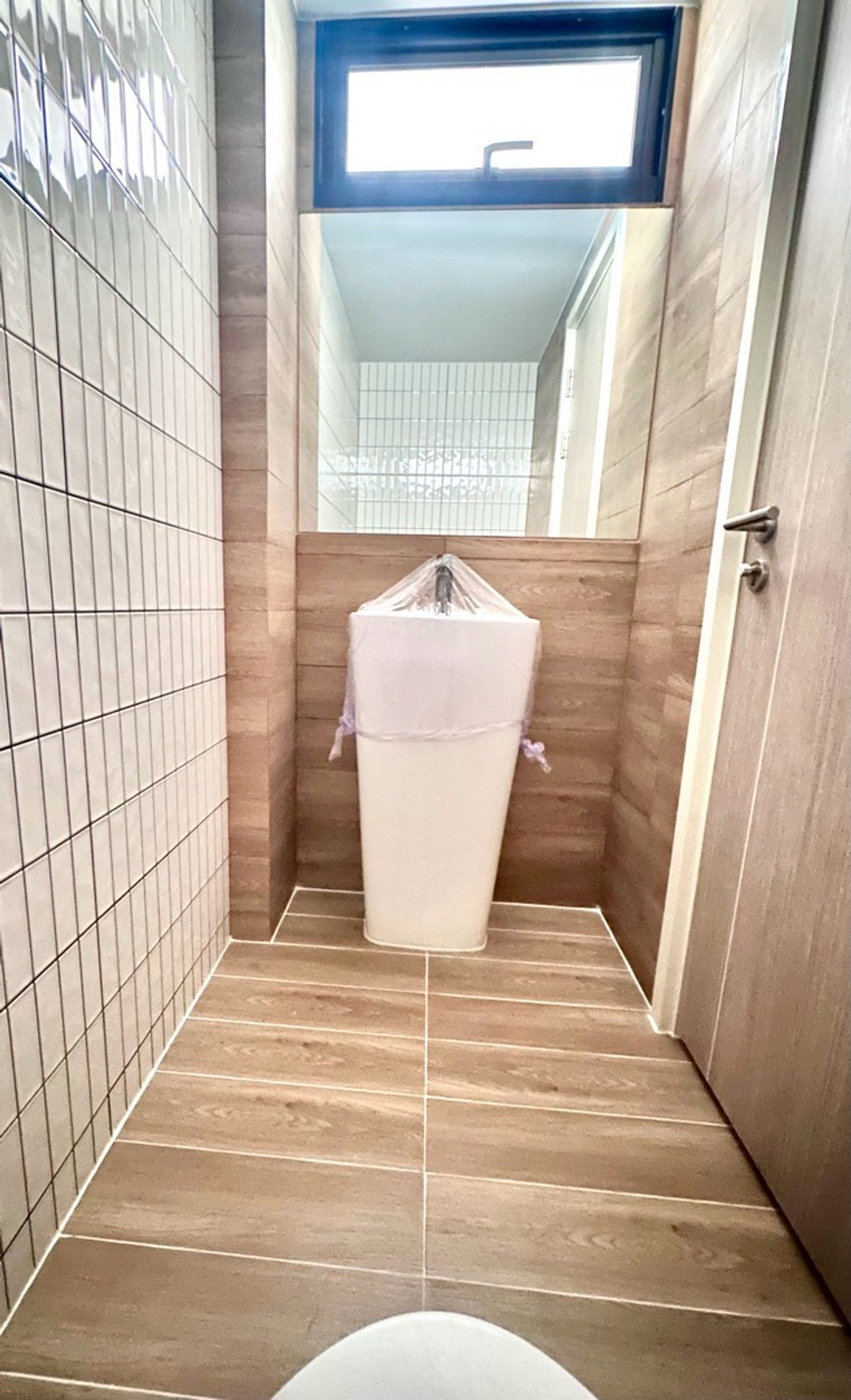 ให้เช่าอาคารพาณิชย์พัฒนาการ ศรีนครินทร์ : โฮมออฟฟิศสมัยใหม่ให้เช่า 281 ตร.ม.Nirvana @WORK Krungthep Kreetha — ทำเลศักยภาพ ติด Nirvana PORCH Community Mall