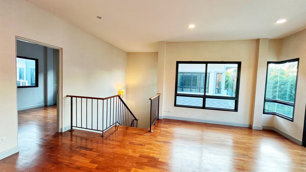 For SaleHouseEakachai, Bang Bon : Grand Bangkok Boulevard Sathorn Kanlapaphruek for sale.