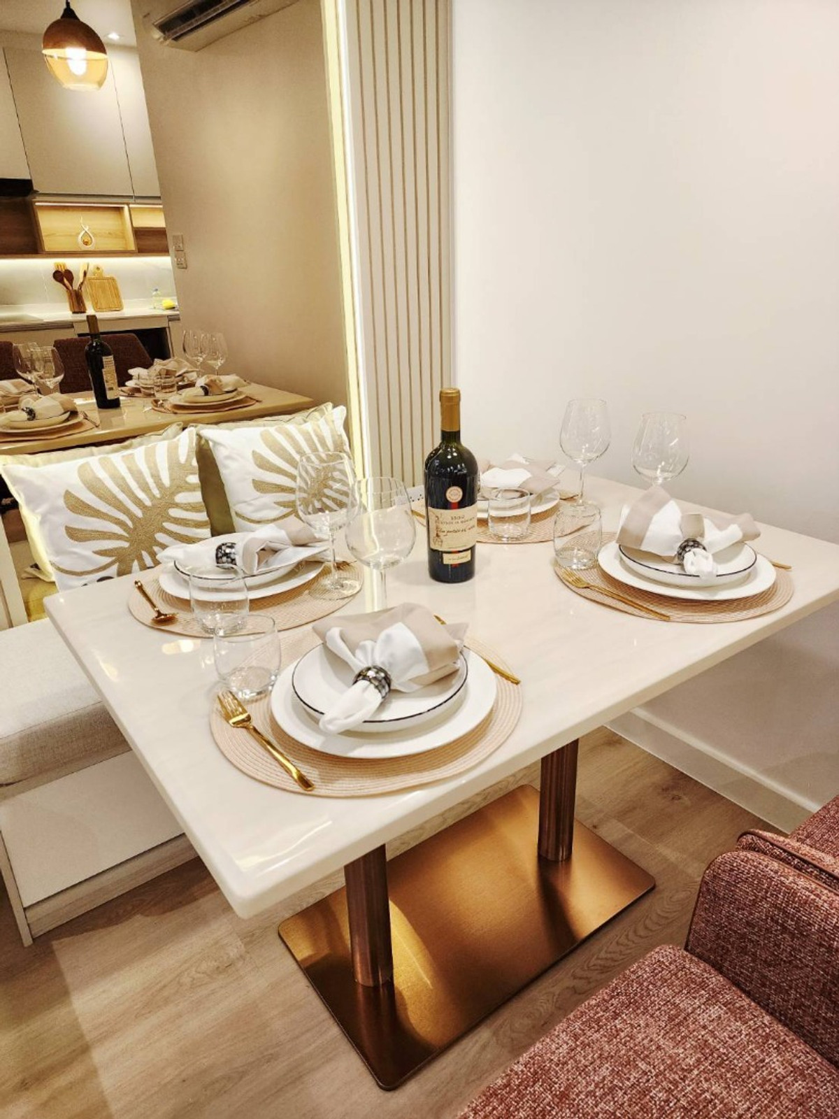 ขายคอนโดนานา : 🏢 Sukhumvit Suite | คอนโดทำเลสุขุมวิท ชั้นสูง กว้างขวาง ราคาดีที่สุด 4.55 MB. นัดชม Tel.065-626-5636 (คุณกี้)