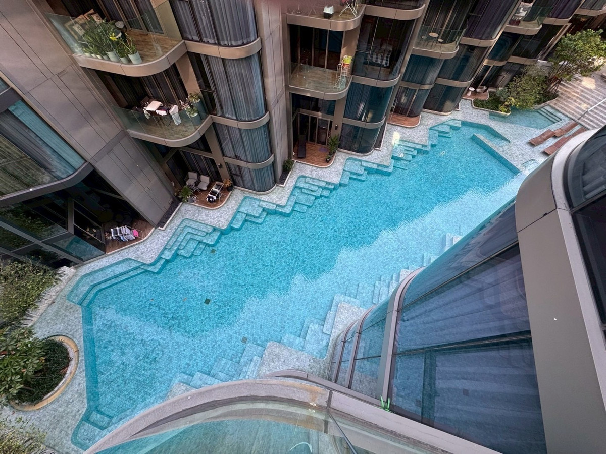 For RentCondoSukhumvit, Asoke, Thonglor : Ashton Residence 41 (Sukhumvit 41)2 Bedrooms | 2 Bathrooms Rental: 85,000 THB/month 🐶🐱 Pet-FriendlyPhat: 064-642-8664Nui: 094-624-2014