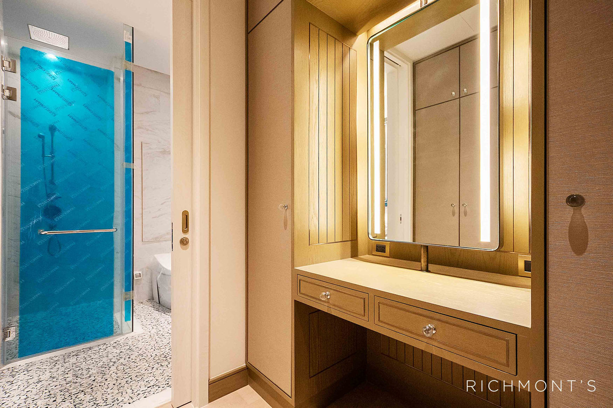 For SaleCondoWongwianyai, Charoennakor : 2 Bedrooms at The Residences at Mandarin Oriental, Please call: 062-496-6454